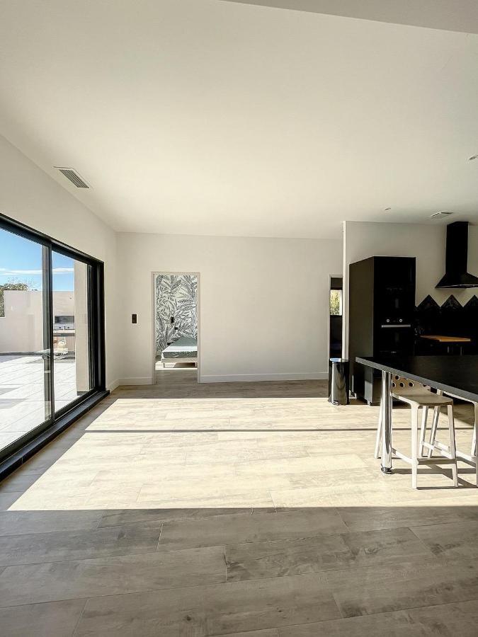 Villa 400M2 Piscine Interieure Tres Calme Agde Luaran gambar