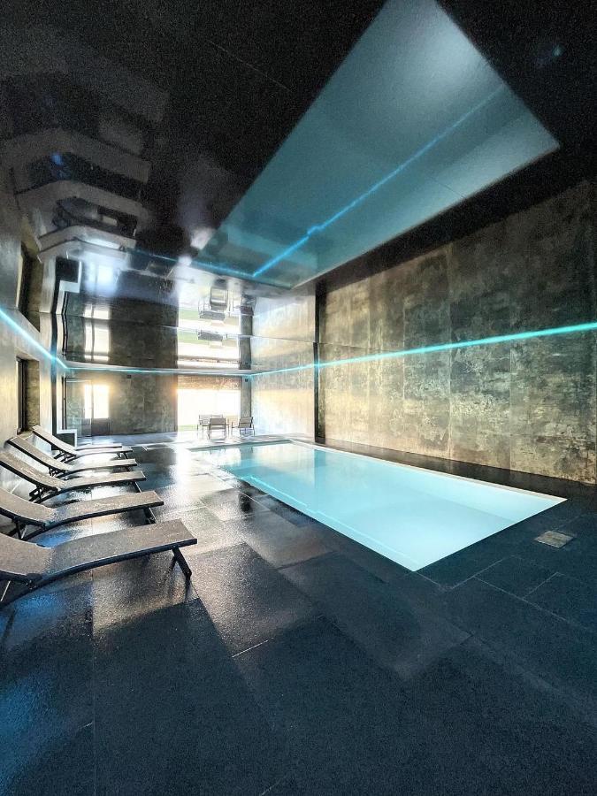 Villa 400M2 Piscine Interieure Tres Calme Agde Luaran gambar